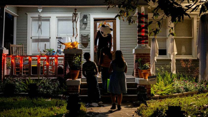 Pourquoi la légende urbaine des bonbons d'Halloween contaminés ne disparaîtra pas