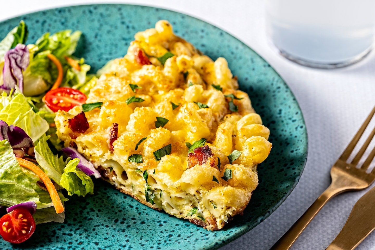 Recette de pâtes au fromage et frittata à la pancetta