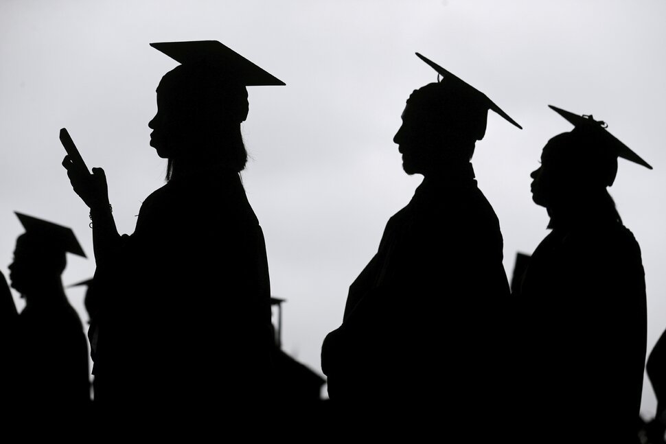 L’administration Biden annule 5 milliards de dollars d’aide fédérale aux étudiants pour 80 000 emprunteurs |  Actualités sur l'éducation