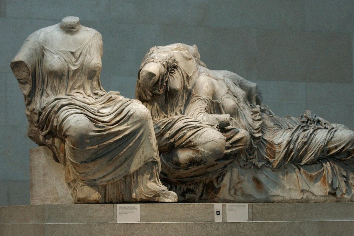 Les marbres d'Elgin devraient être restitués à la Grèce dans un « grand geste », déclare Lord Frost