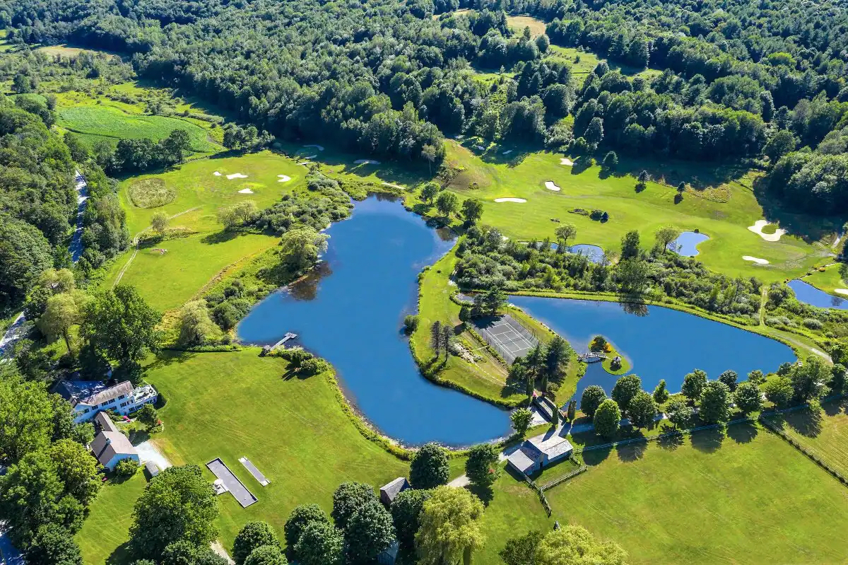 Ce majestueux Airbnb du Vermont est livré avec son propre parcours de golf