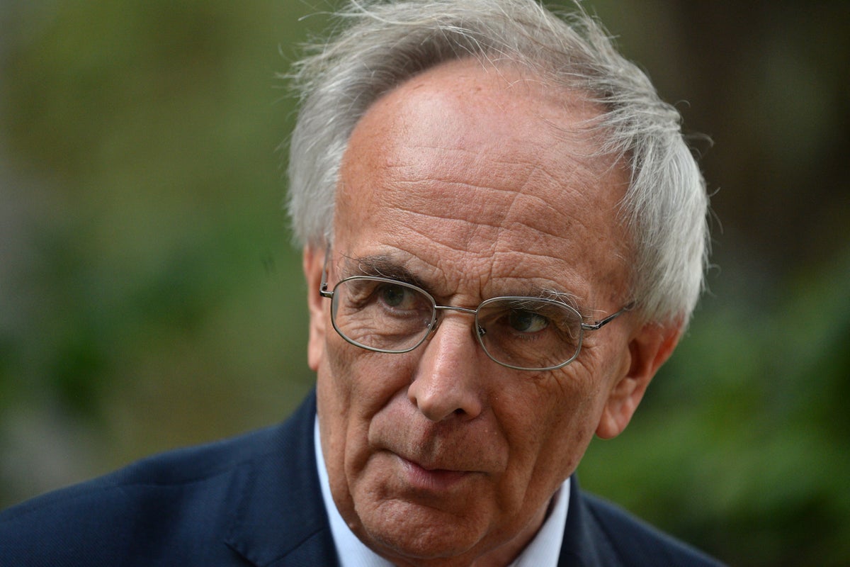 Les conservateurs accusés de « céder » en choisissant le partenaire d'un ex-député en disgrâce pour une élection partielle