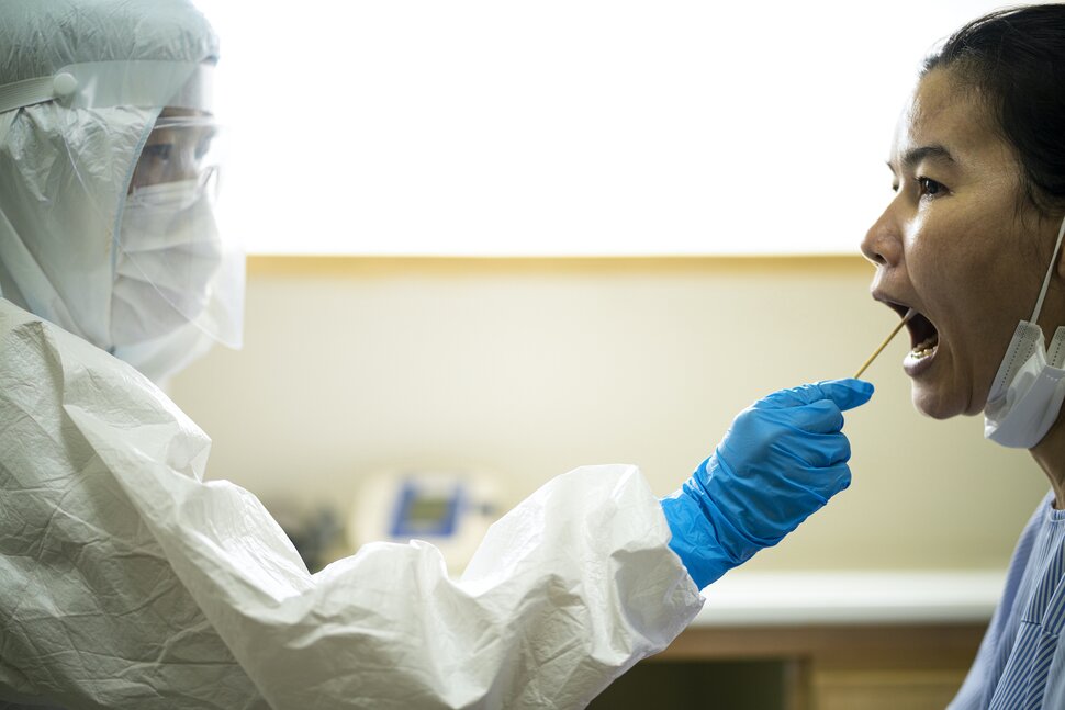 Alors que la vague hivernale de COVID-19 aux États-Unis recule, le CDC suit la nouvelle variante BA.2.87.1 |  Infos santé