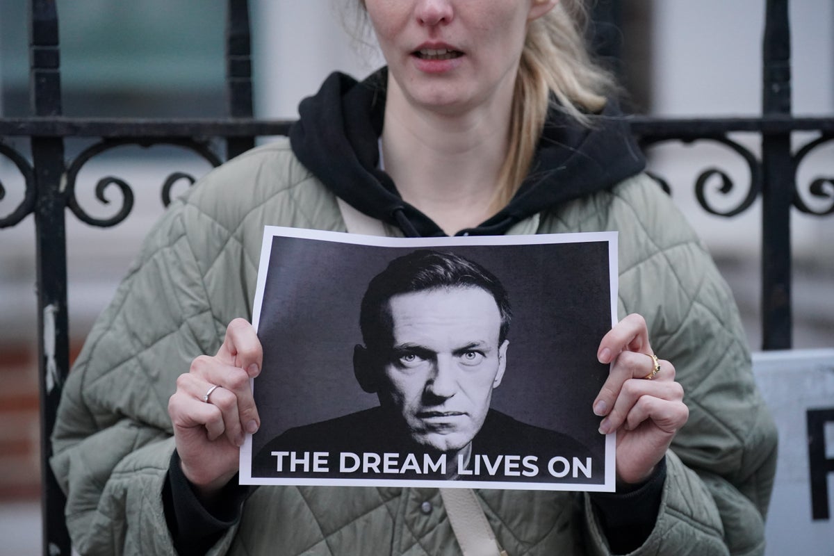 Des diplomates russes « convoqués » après la mort d'Alexeï Navalny