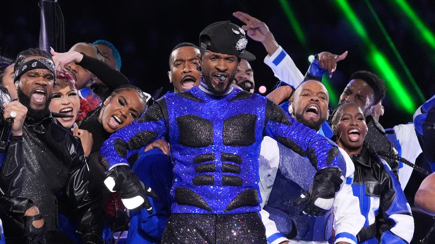 Le spectacle d'Usher à la mi-temps du Super Bowl a été chaotique mais a cimenté son héritage R&B