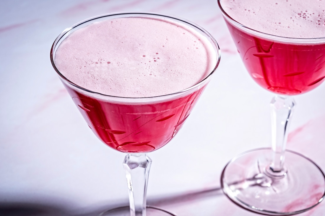 Recette de cocktail aigre-gin aux canneberges