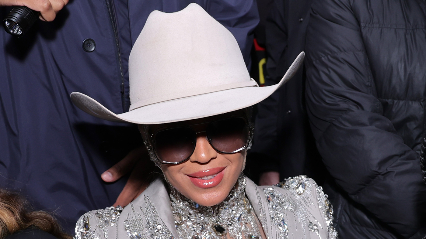 "Texas Hold 'Em" de Beyoncé fait ses débuts au premier rang des classements country