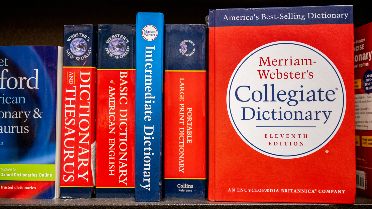 Une préposition peut-elle être ce avec quoi vous terminez une phrase ?  Merriam-Webster dit oui