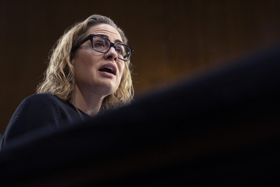 La sénatrice de l'Arizona, Kyrsten Sinema, déclare qu'elle ne cherchera pas à être réélue |  nouvelles nationales