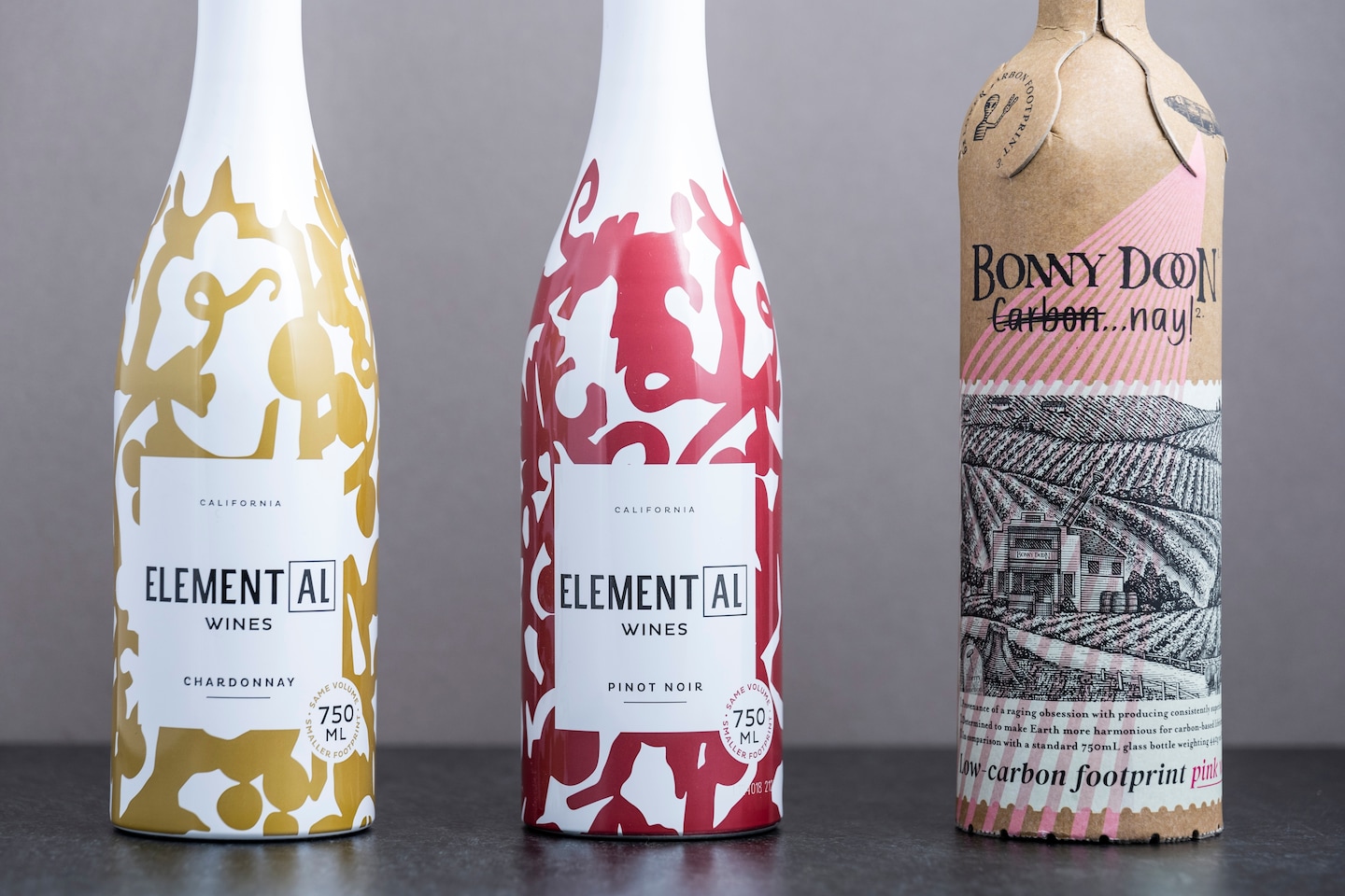 Les bouteilles de vin en aluminium et en papier sont là pour rester.  En voici 3 à essayer.