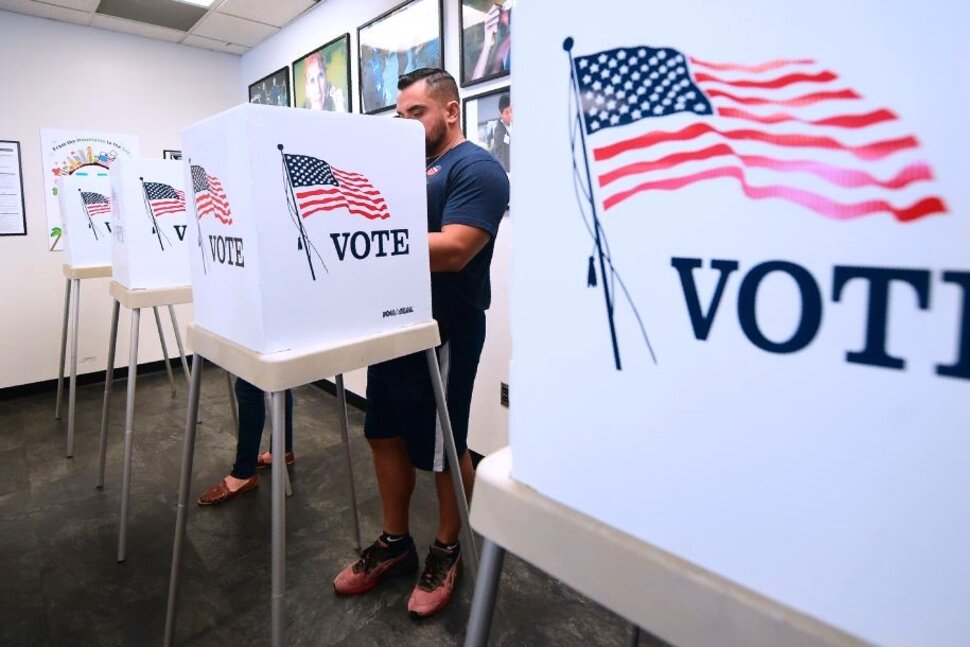 Faire le tri entre la fiction et les faits concernant le vote des non-citoyens |  Politique