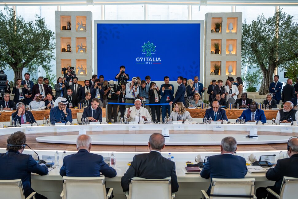 Points clés à retenir de la visite du Pape au G7 |  Rapport mondial