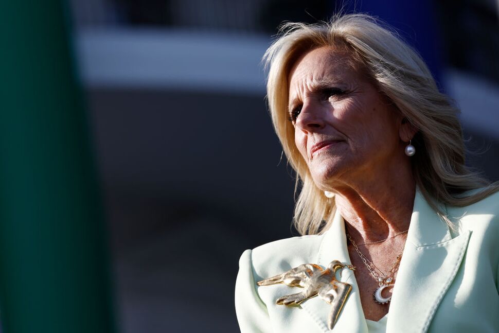 J'ai travaillé avec des premières dames. Ne sous-estimez pas l'influence de Jill Biden sur le président