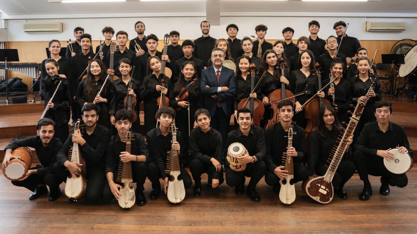 De jeunes musiciens afghans reconstruisent leur art ensemble, au Portugal