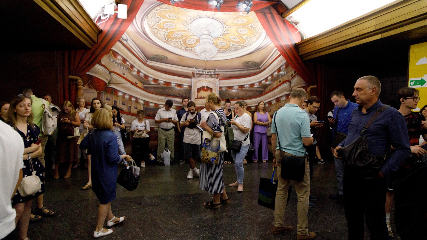 En Ukraine, les sirènes d'alerte aérienne deviennent un morceau de musique