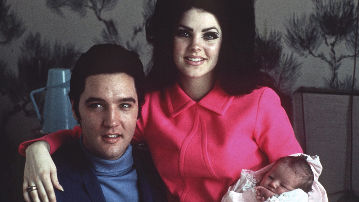 La petite-fille d'Elvis dit que c'était son « devoir » de terminer les mémoires de Lisa Marie Presley