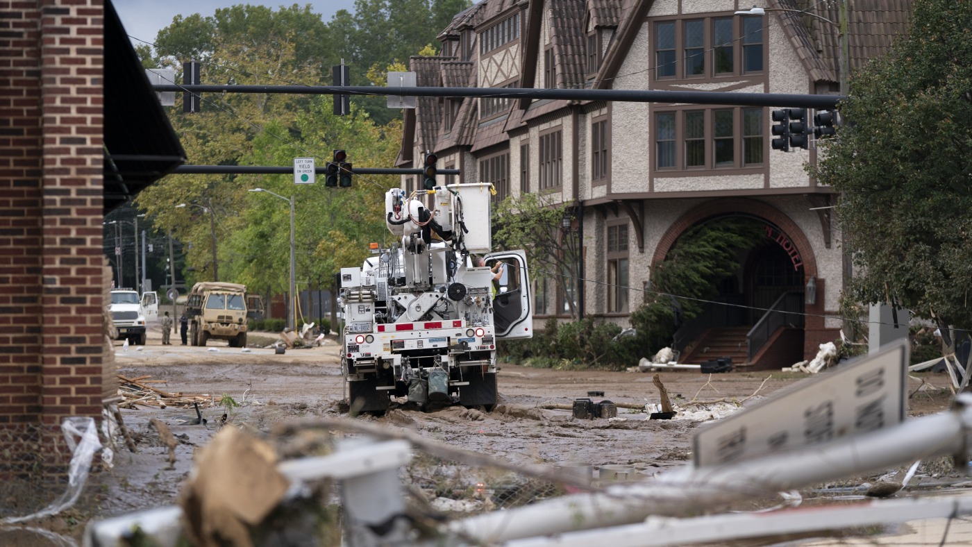 Le domaine historique de Biltmore, une icône d'Asheville, s'efforce de se remettre des dommages causés par Hélène