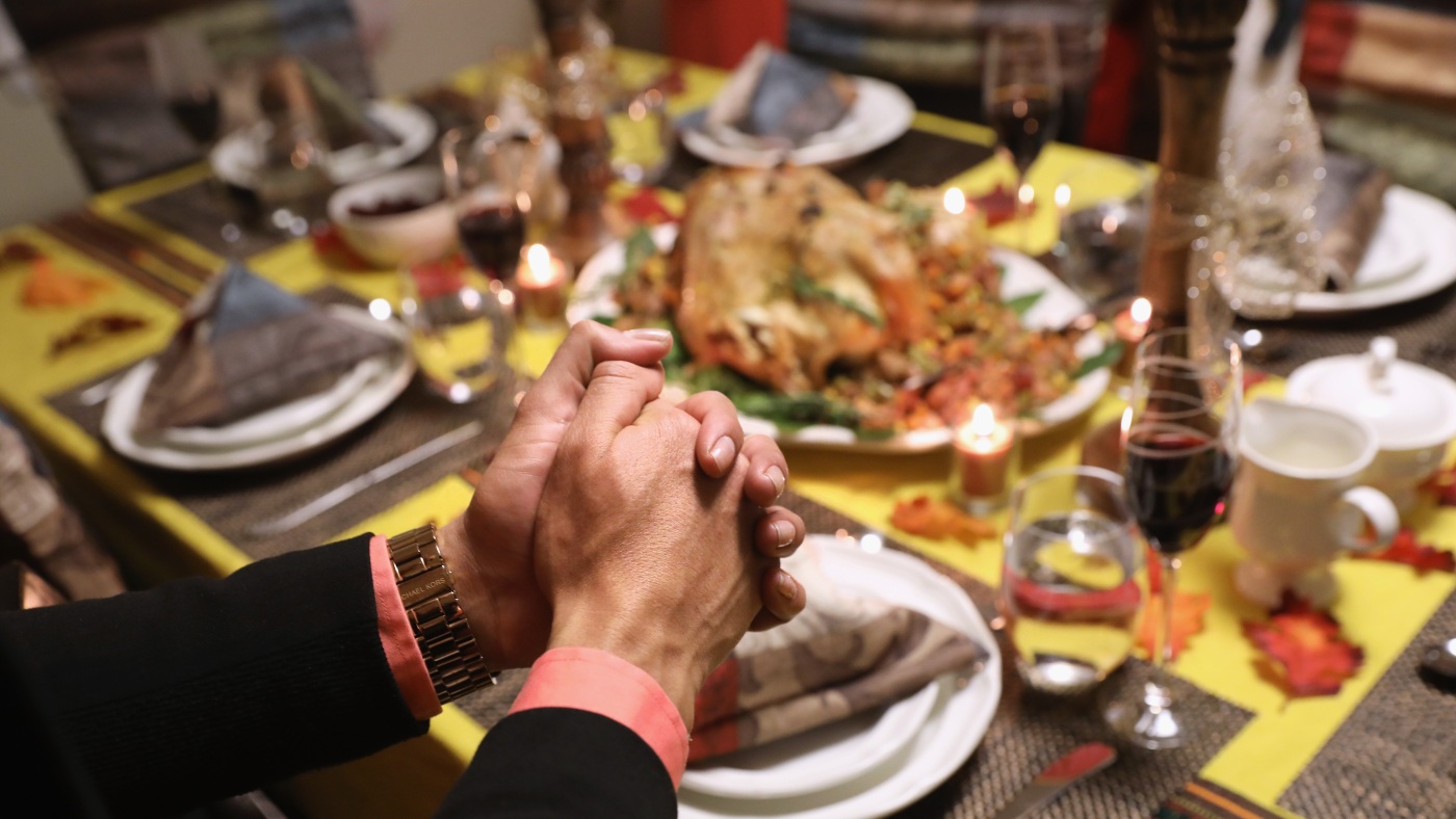 Des conseils pour avoir des conversations difficiles pendant les vacances ? Nous voulons entendre
