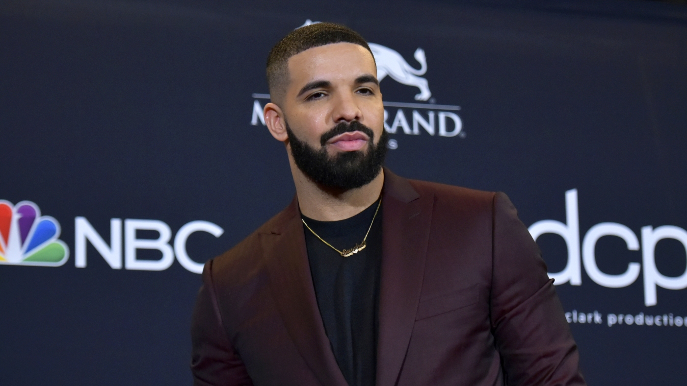 Drake accuse Universal Music Group et Spotify de promouvoir injustement "Not Like Us" de Kendrick Lamar