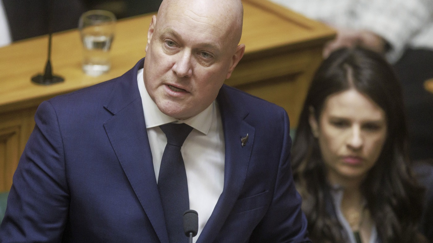 Le dirigeant néo-zélandais présente ses excuses aux survivants des abus commis dans les soins de l'État et de l'Église