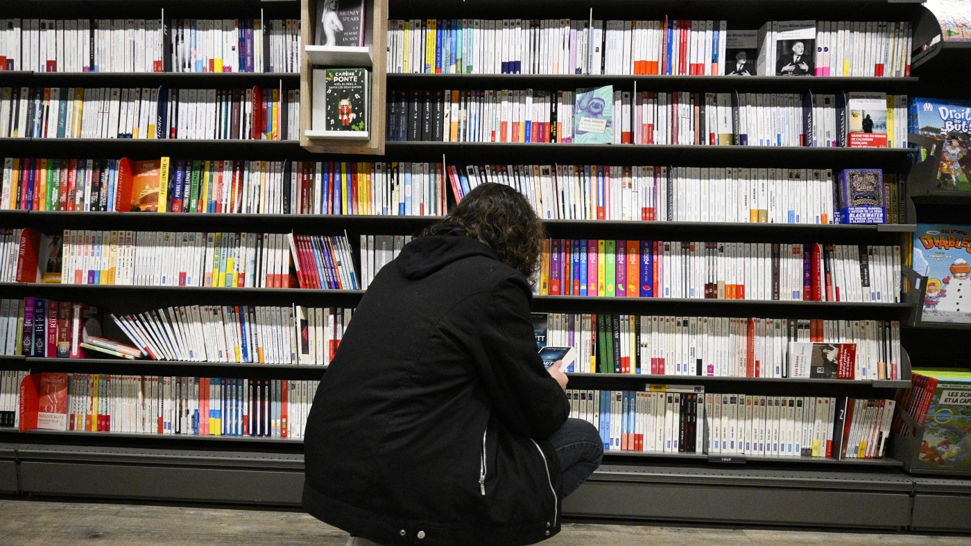 Ce sont les livres les plus empruntés aux bibliothèques publiques en 2024