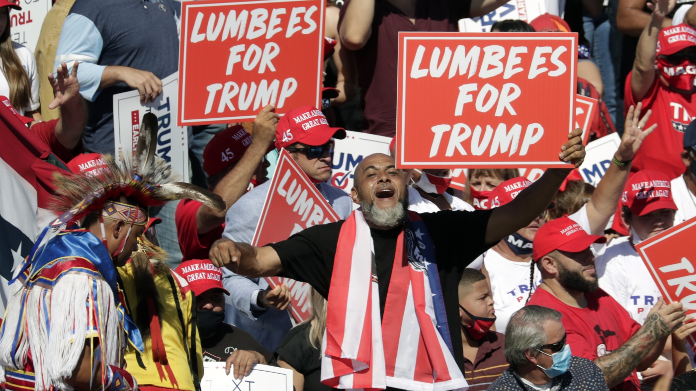 Trump appelle le gouvernement fédéral à reconnaître la tribu Lumbee de Caroline du Nord