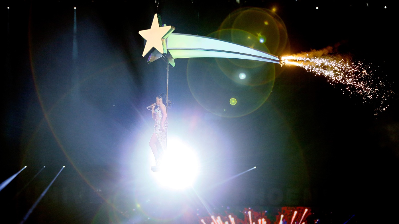 20 musiciens qui devraient aller dans l'espace avant Katy Perry
