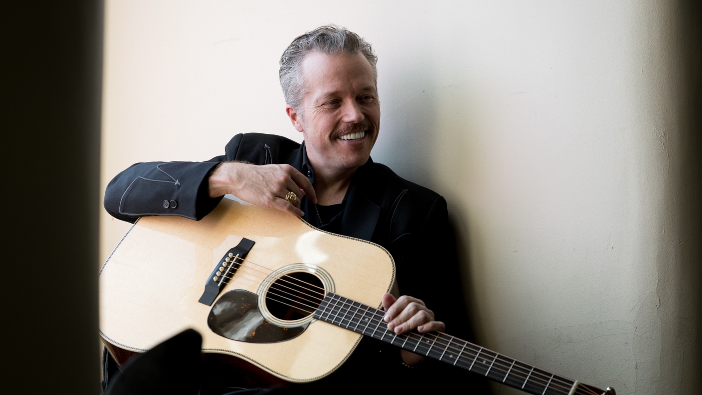 Jason Isbell confronte la douleur du divorce et la possibilité d'un nouvel amour