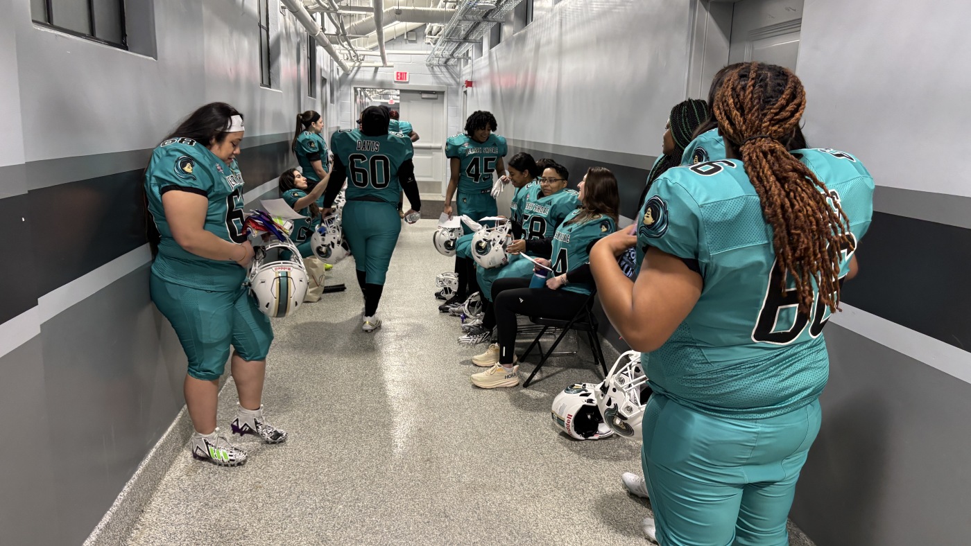 Jersey Shore Wave pour lancer la saison comme l'une des dernières équipes du football féminin