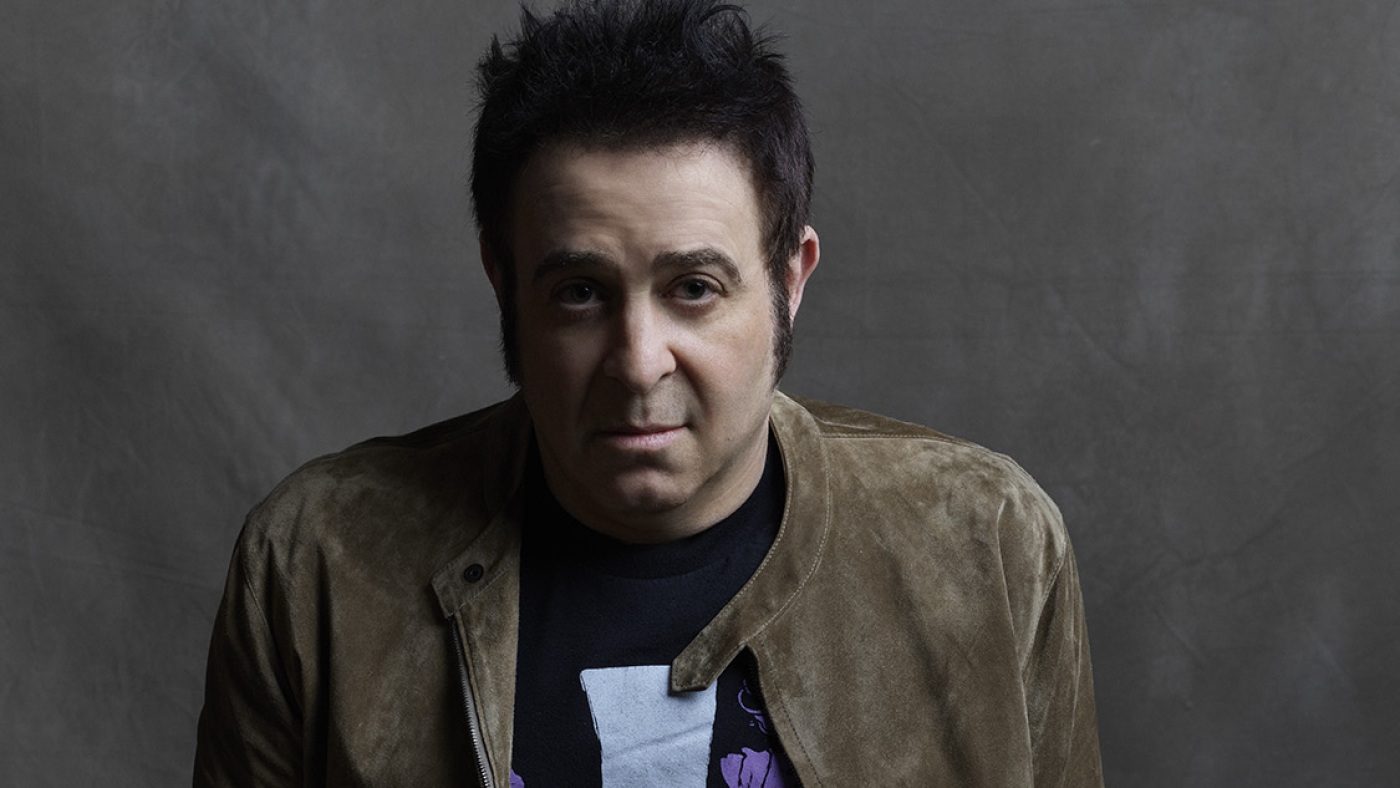 `` Être licencié pour être différent '': Adam Duritz sur la nouvelle musique avec le comptage des corbeaux