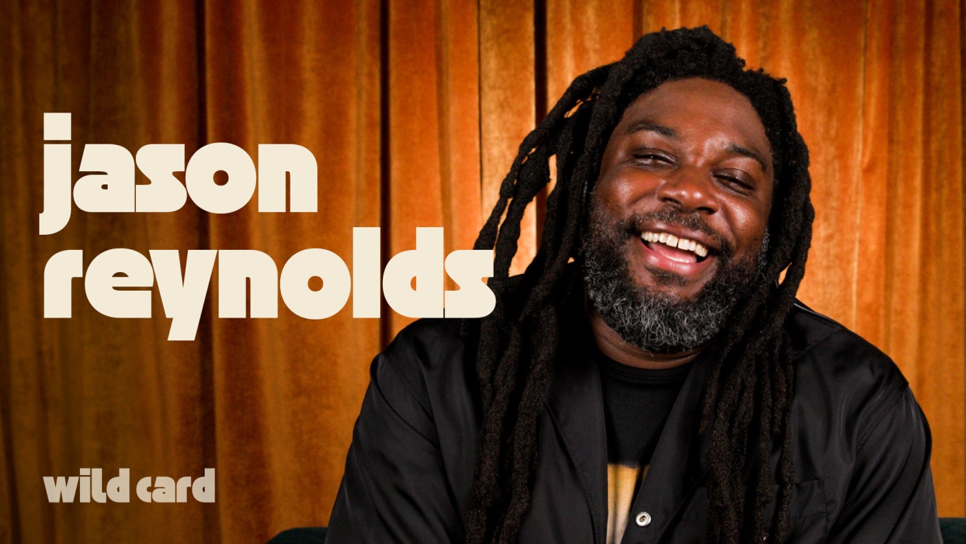 La chose préférée de Jason Reynolds est d'être seul