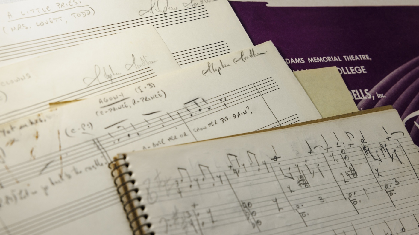 Jetez un coup d'œil aux papiers de Stephen Sondheim, maintenant à la Bibliothèque du Congrès