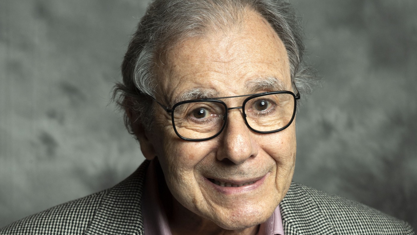 Le compositeur `` Mission: impossible '' Lalo Schifrin meurt à 93