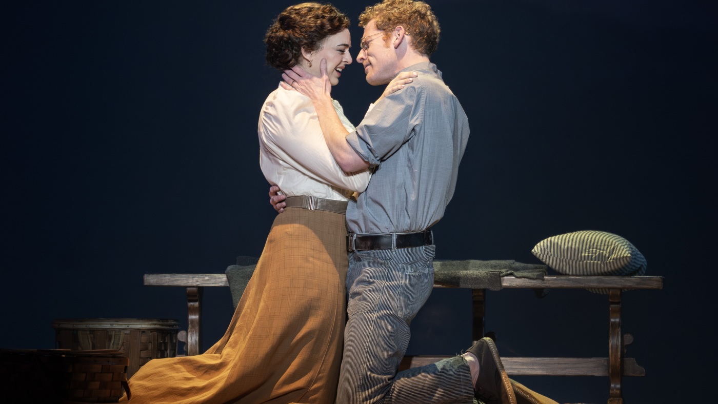 Une comédie musicale sur le fanatisme arrive dans un centre Kennedy transformé par Trump