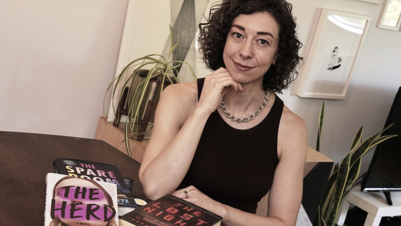 Anthropic pour payer les auteurs 1,5 milliard de dollars pour régler le procès sur le matériel de formation de chatbot piraté