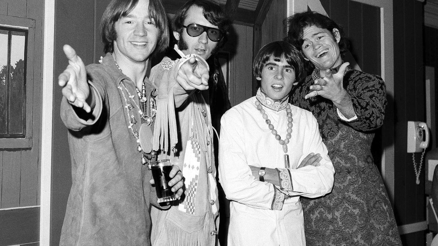 Bobby Hart, qui a co-écrit `` Last Train pour Clarksville '' et d'autres tubes de Monkees, meurt