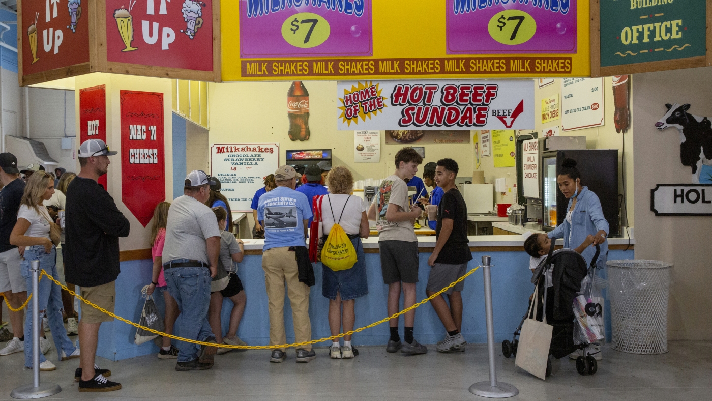 Comment la foire d'État bien-aimée est passée des vitrines du bétail aux corne d'abondance de l'amusement