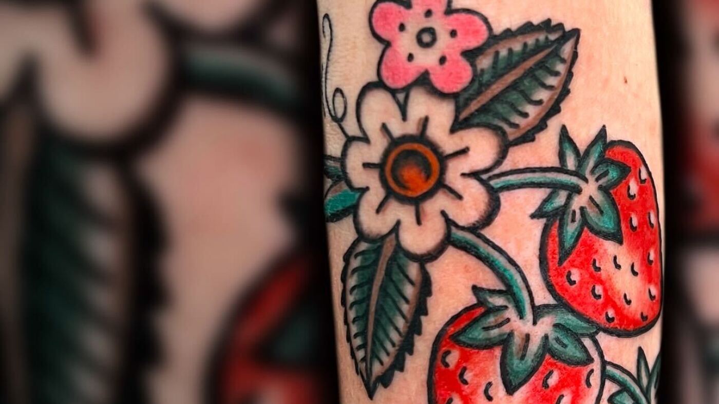 Comment un tatoueur Toledo aide à transformer les cicatrices en art