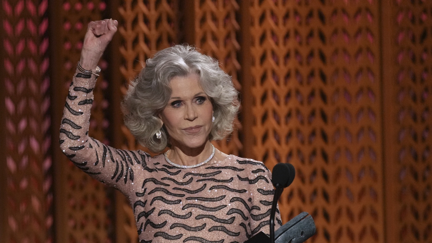 `` Nous devons parler, nous devons crier '': Jane Fonda est toujours activiste à 87