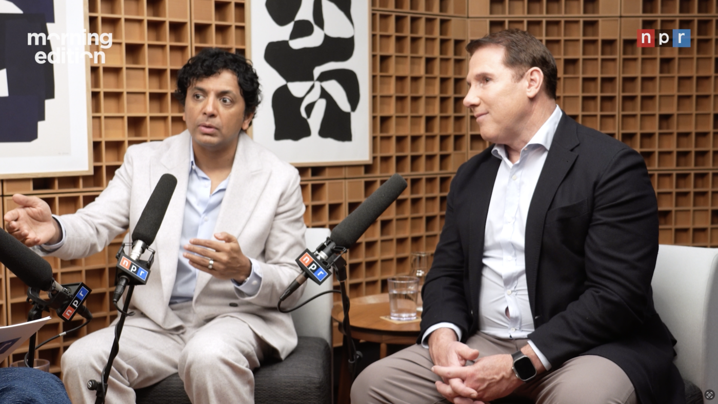 M. Night Shyamalan et Nicholas Sparks unissent leurs forces sur le roman et le film « Remain »