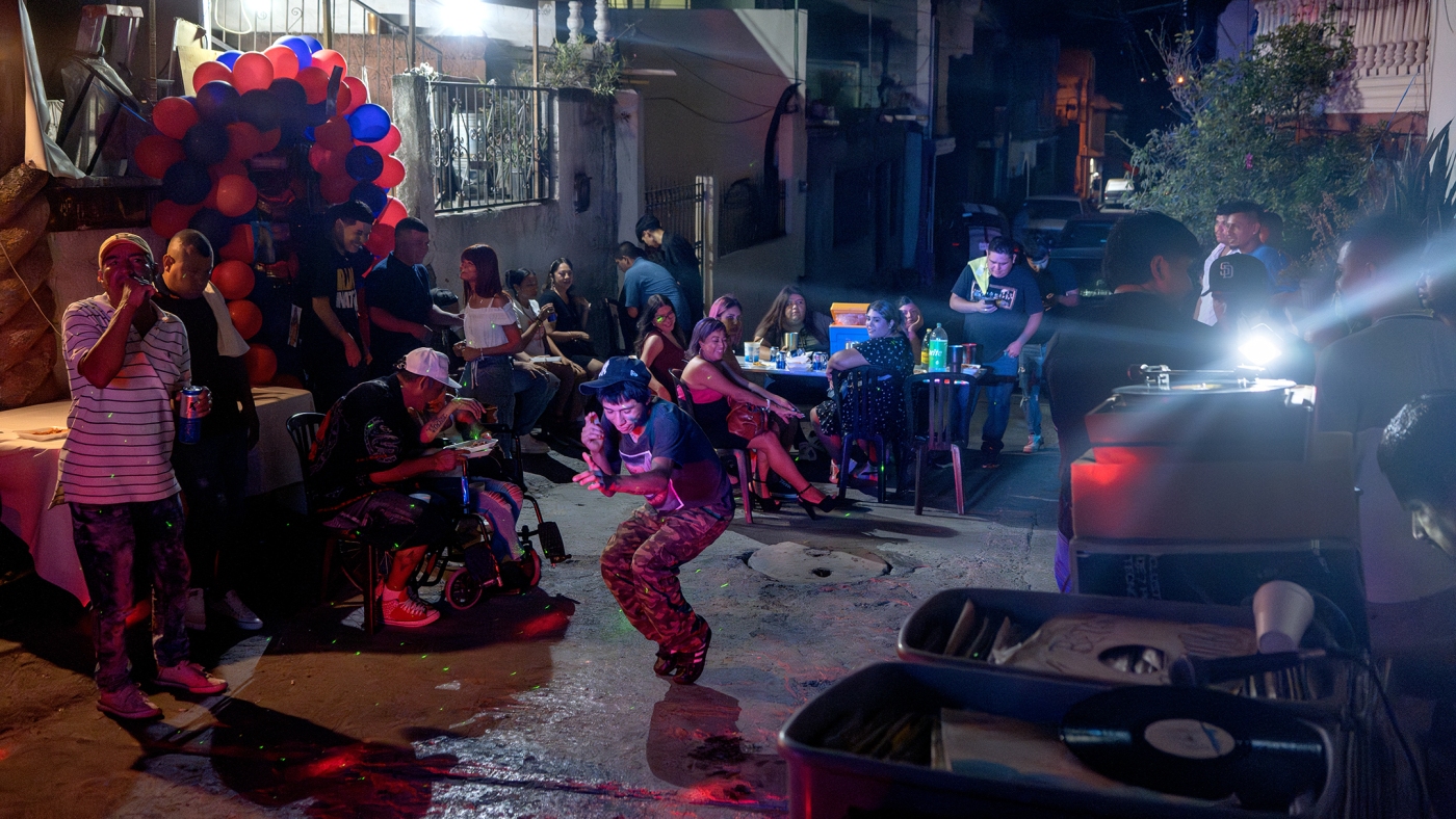 Mexique: The Cumbia DJs of the Streets