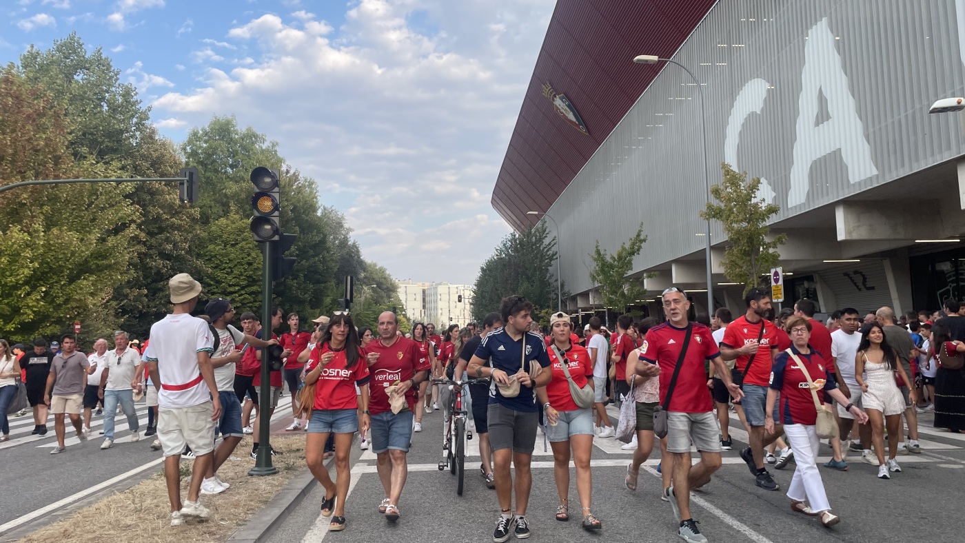 Moutons, soldats et céréales : étudier la physique des foules