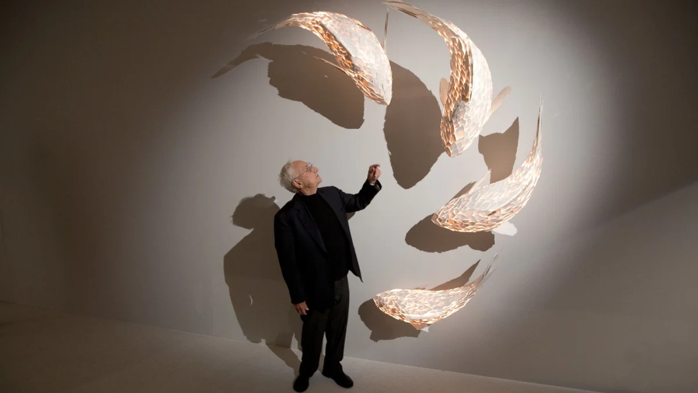 Frank Gehry, dont les créations défiaient la gravité et les conventions, décède à 96 ans