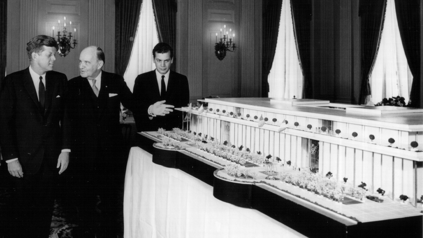 Il s'appelait le Kennedy Center, mais 3 présidents différents l'ont façonné