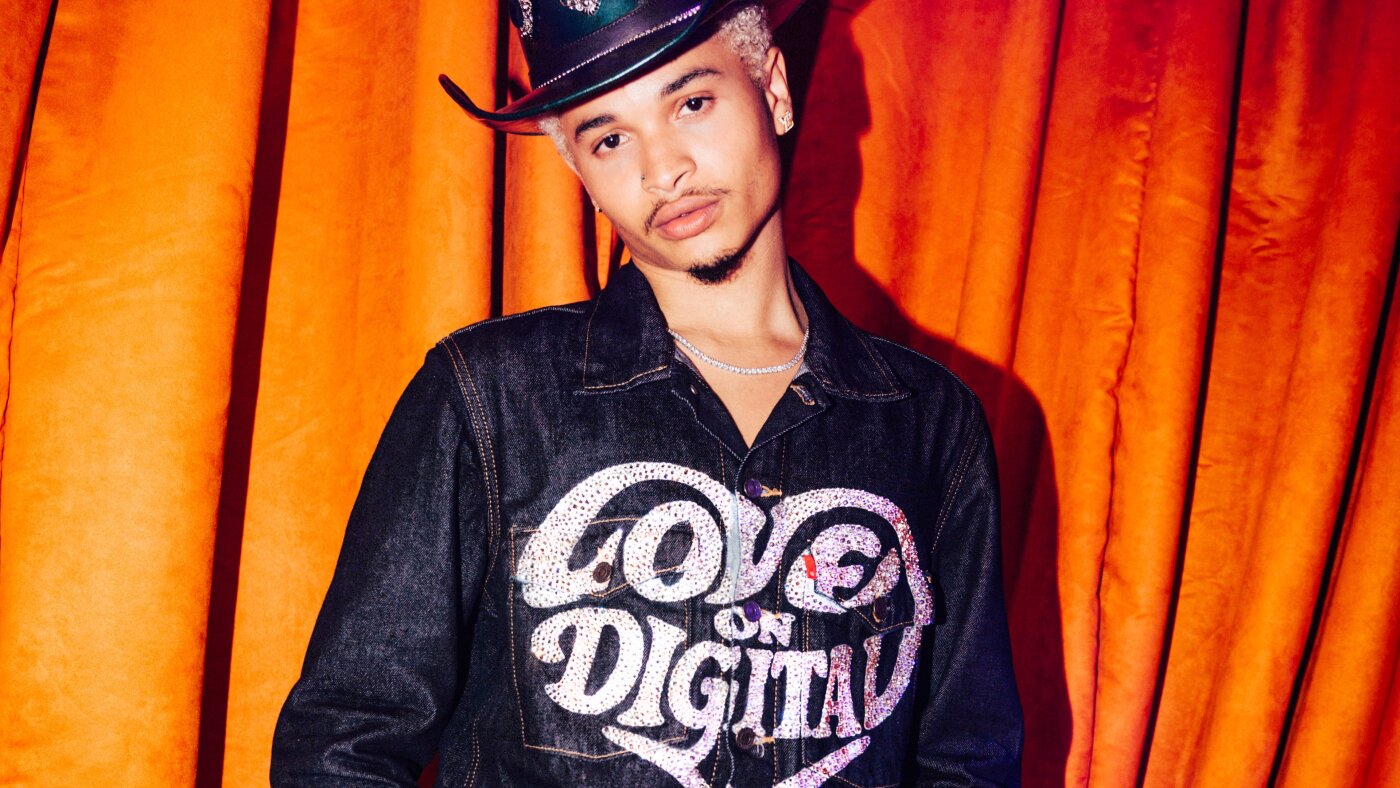 Avec sa première nomination aux Grammy Awards, Destin Conrad embrasse son évolution personnelle