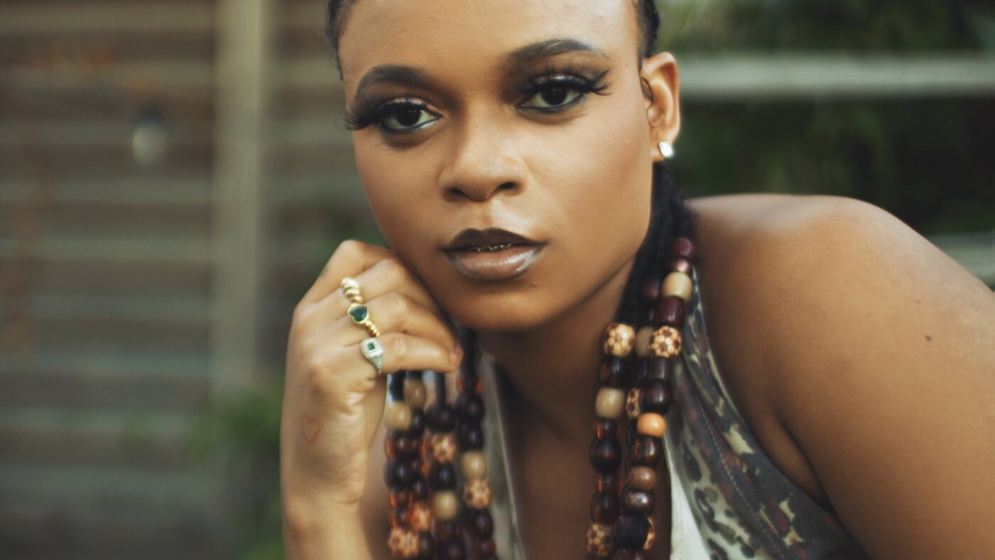 Lila Iké a appris quoi "l'amour de soi" signifie avec son album nominé aux Grammy Awards