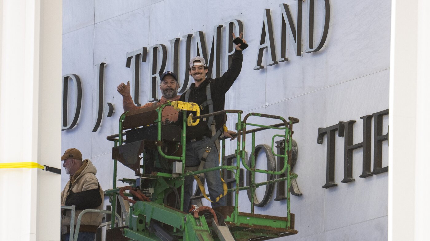Le procès demande au tribunal de forcer l'administration Trump à utiliser le nom de « The Kennedy Center »