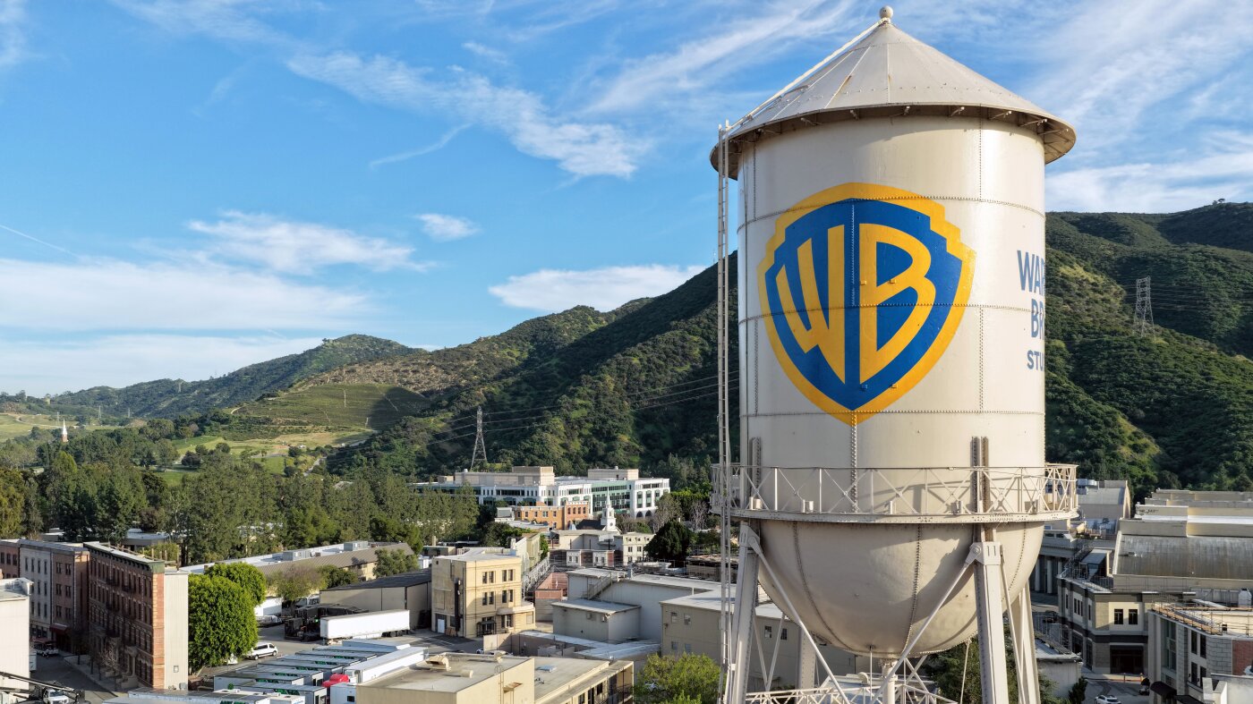 Les actionnaires de Warner Bros. Discovery approuvent la fusion de 110 milliards de dollars avec Paramount Skydance