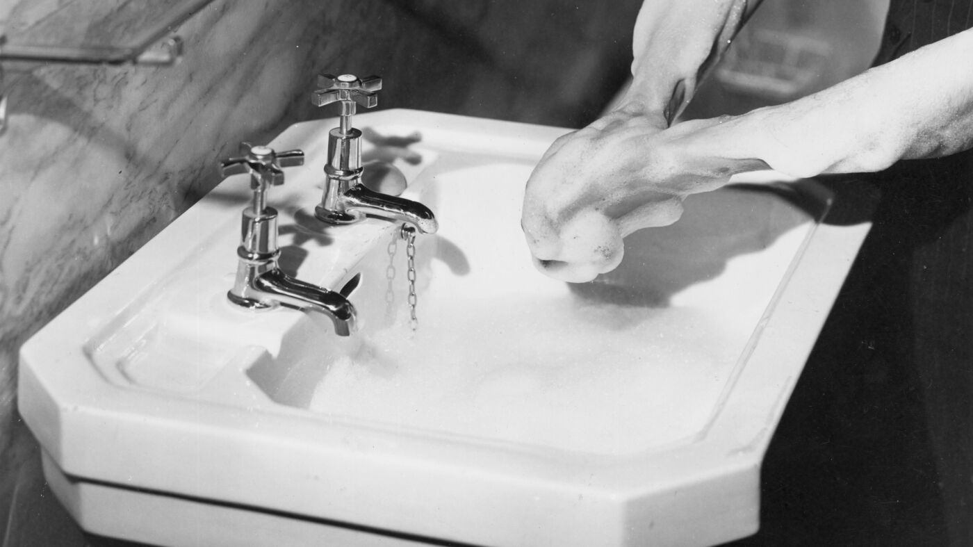 Dites-vous « laver » ou « warsh ? » Voici d'où vient la prononciation