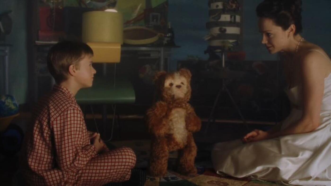 « L'ours en peluche cheval de Troie » : la promesse et le péril de l'enfance à l'ère de l'IA